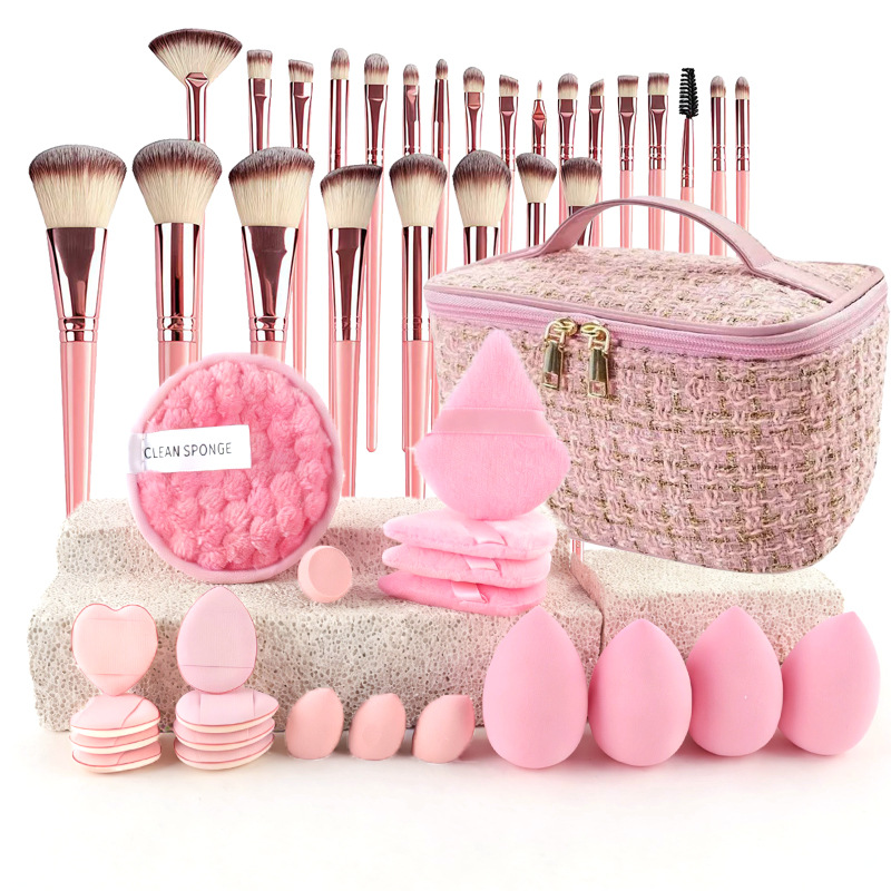 ชุดแปรงแต่งหน้าสไตล์หรูหรา ชุด - Beauty With Makeup บทวิจารณ์และราคา